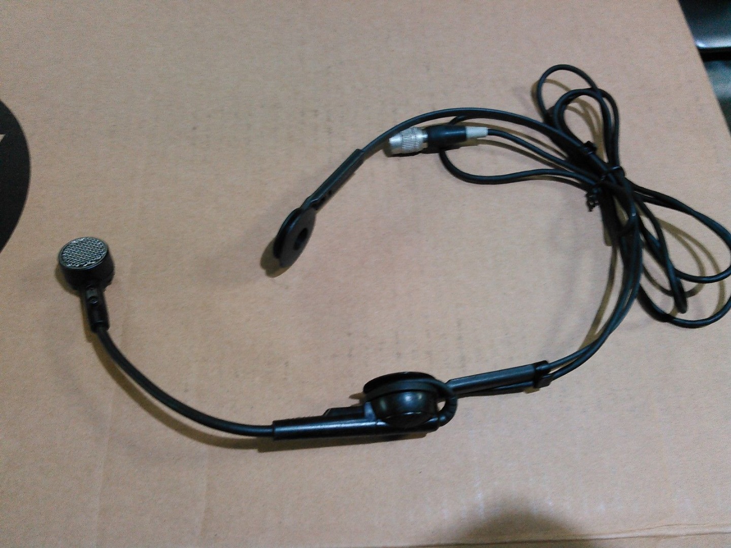 audio-technica ATM75 Cardioid Condenser Headword Microphones User Manual