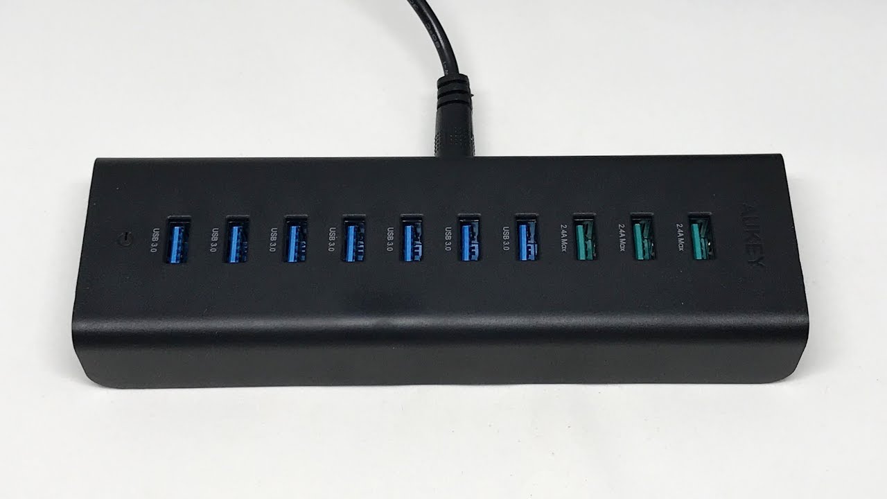 AUKEY 10-Port Powered USB Hub 7 USB 3.0 Ports + 3 Charging Ports User Manual