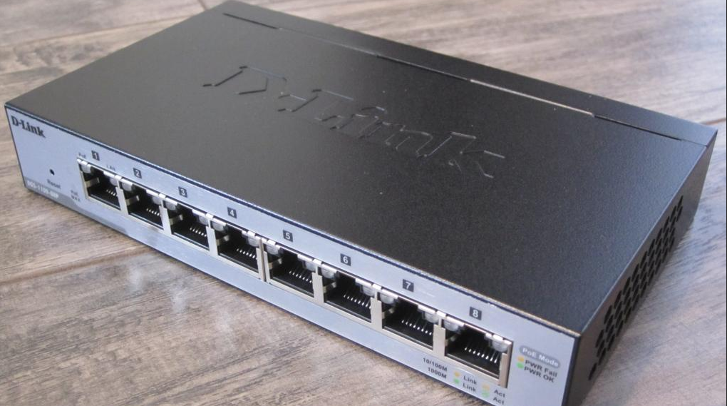 D-Link 5/8-Port Desktop Ethernet Switch Installation Guide