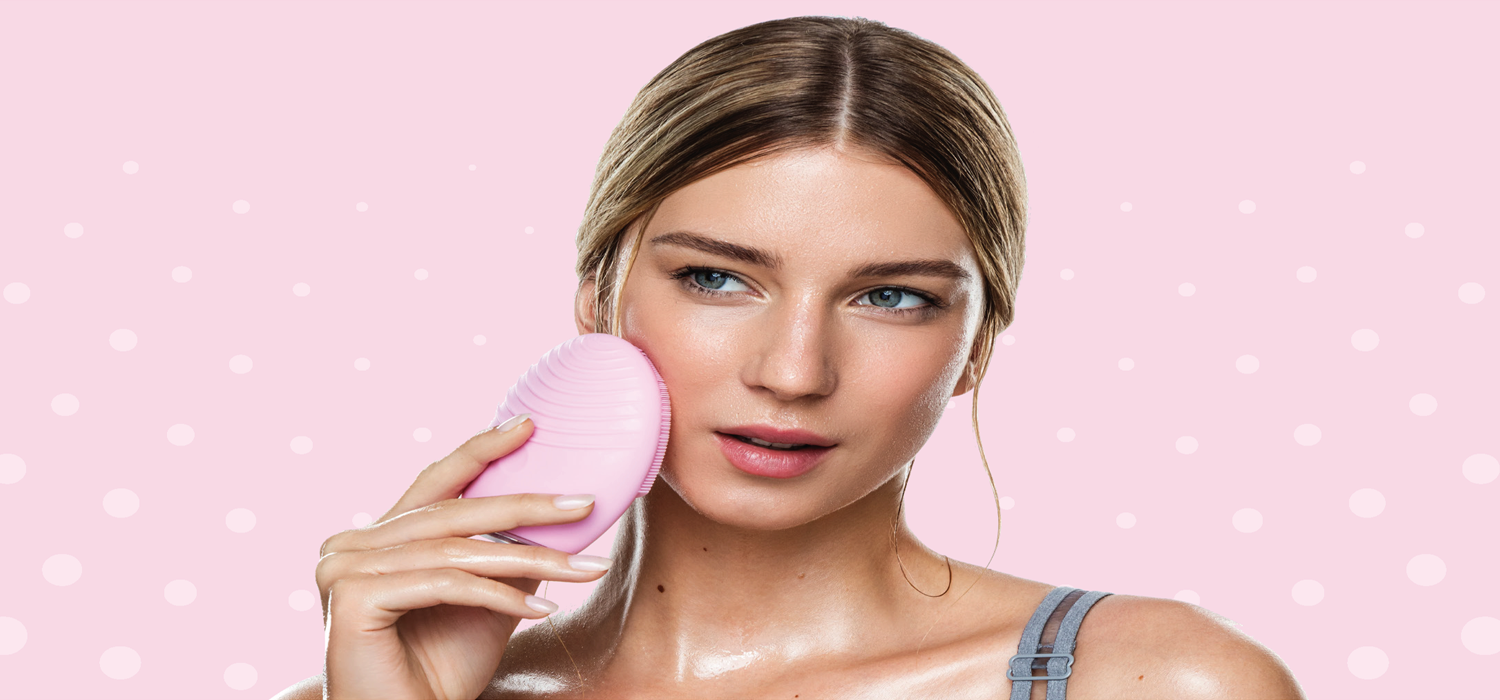 FOREO Luna 3 Smart Facial Cleaning & Firming Massage User Manual