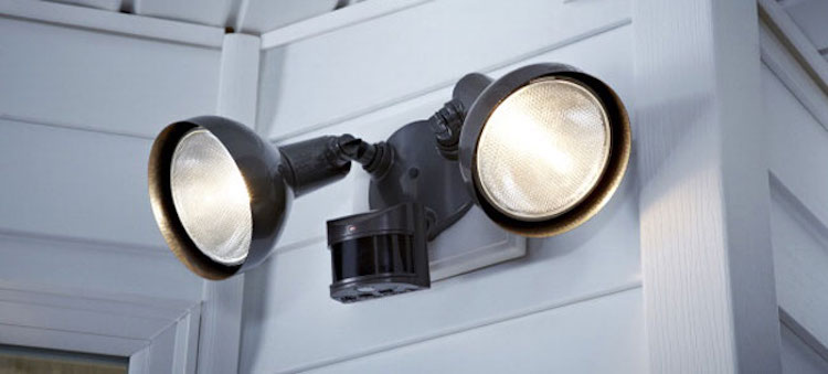 Heath Zenith Motion Sensing Decorative Light Installation Guide