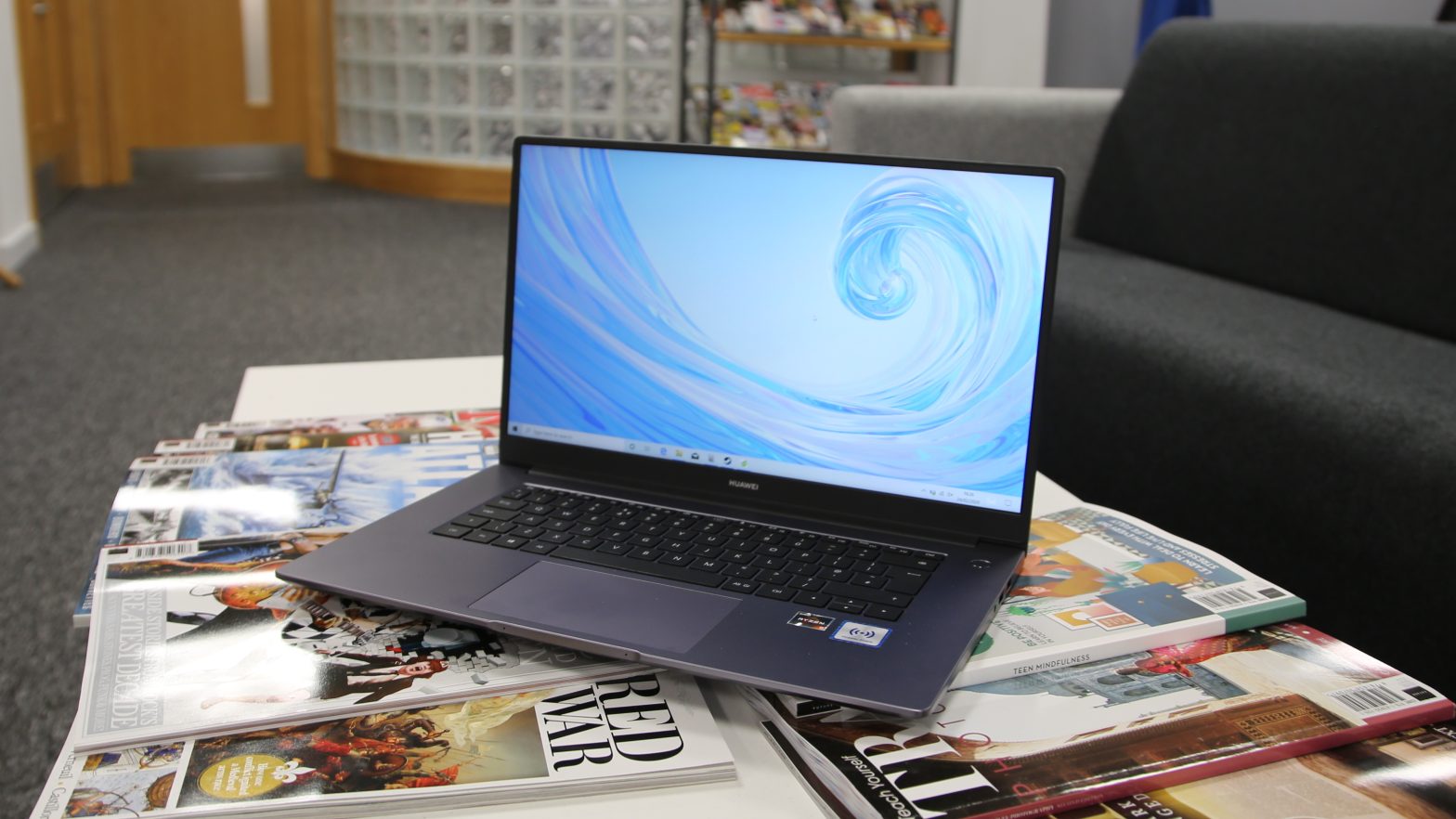 HUAWEI Boh-WAQ9R MateBook D 14/15 inch Laptop User Guide