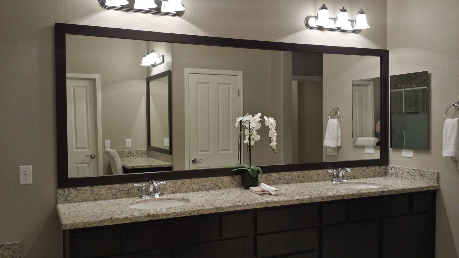 ULINE Bathroom Mirror User Guide